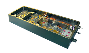 Amplificateur de puissance en bande X, exemple de réalisation de système ICRF.